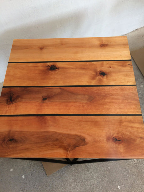 Stolik Beauty Nature drewno olcha 60 cm podstawa skośna
