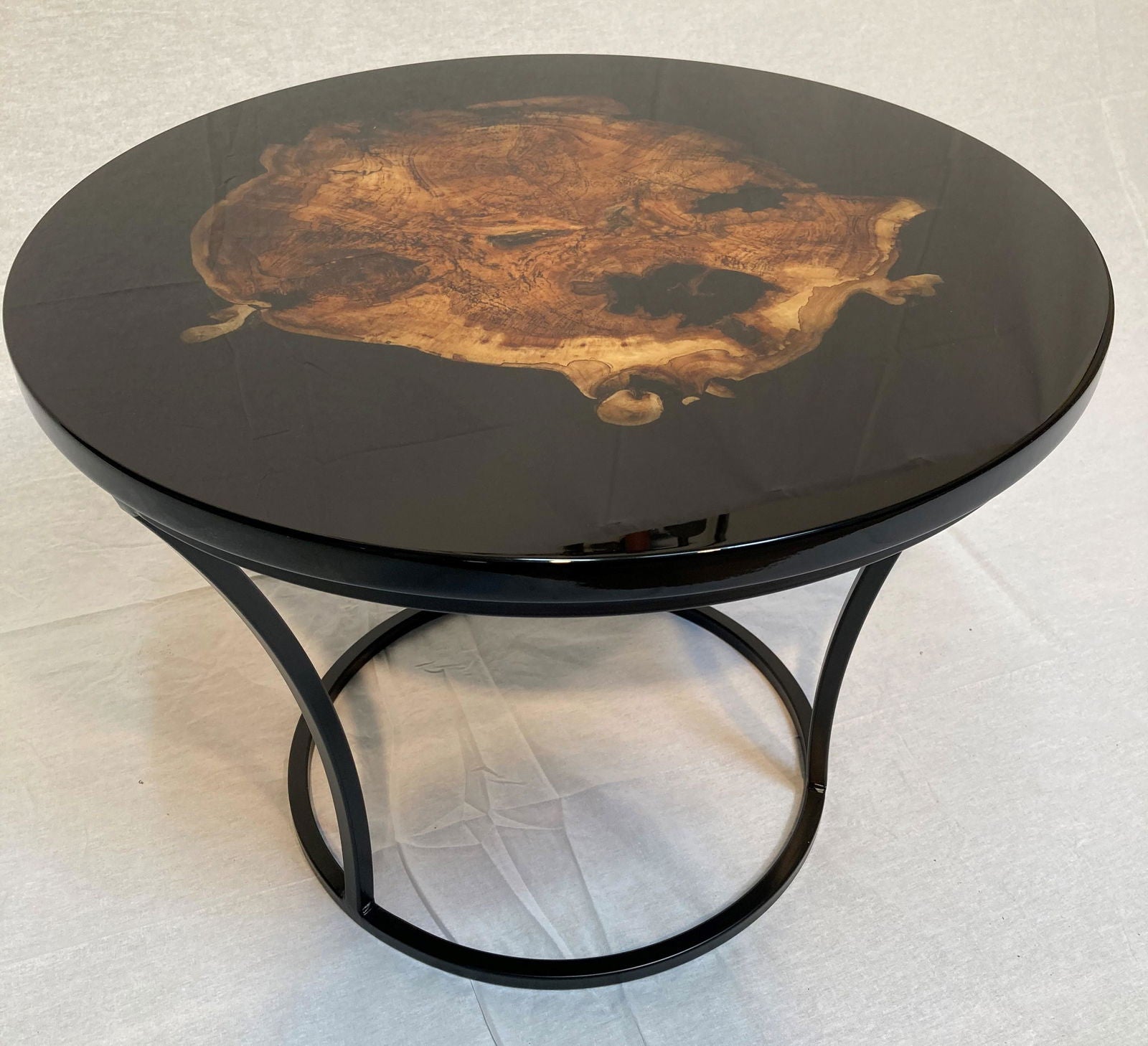 Stolik Beauty Nature drewno platan 60 cm  podstawa okrągła