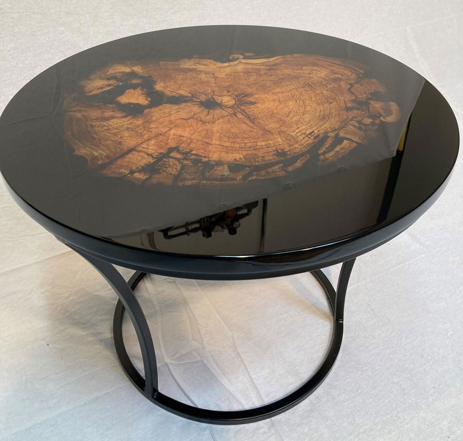 Stolik Beauty Nature drewno platan 60 cm  podstawa okrągła