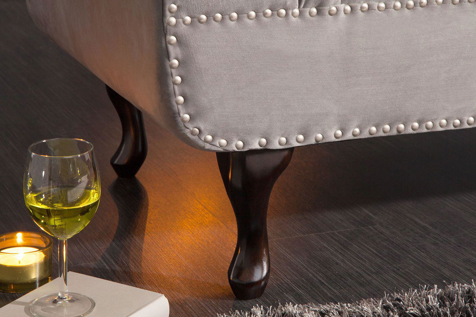 Szezlong Chesterfield srebrny aksamit / 38389  / INVICTA INTERIOR