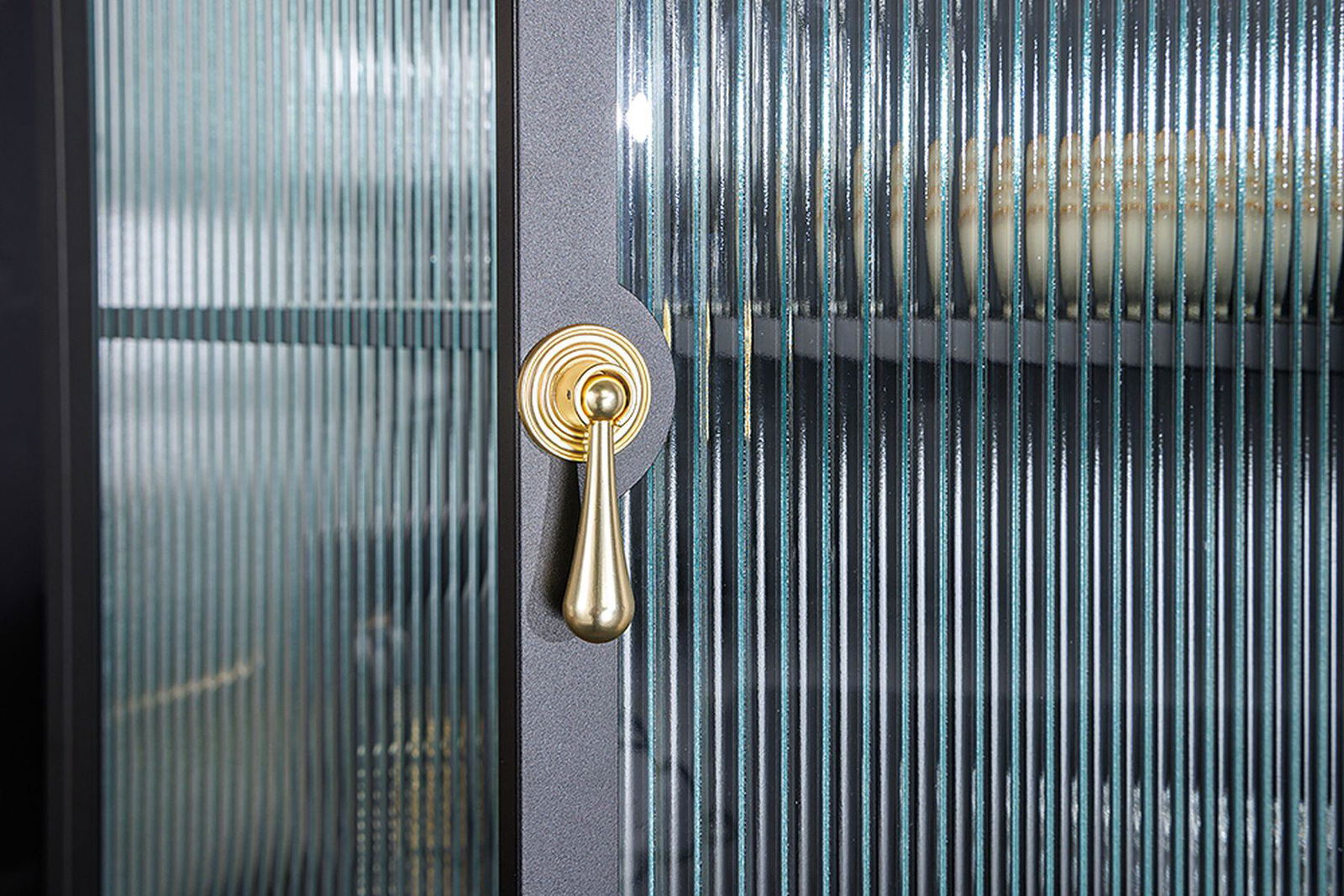 WITRYNA AMSTERDAM CZARNA 160 CM / 43533 / INVICTA INTERIOR