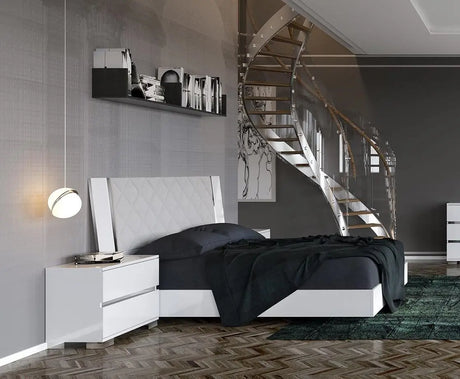 WŁOSKIE ŁÓŻKO ZAGŁOWIE TAPICEROWANE SZACHOWNICA DREAM 198 CM / STATUS ITALY