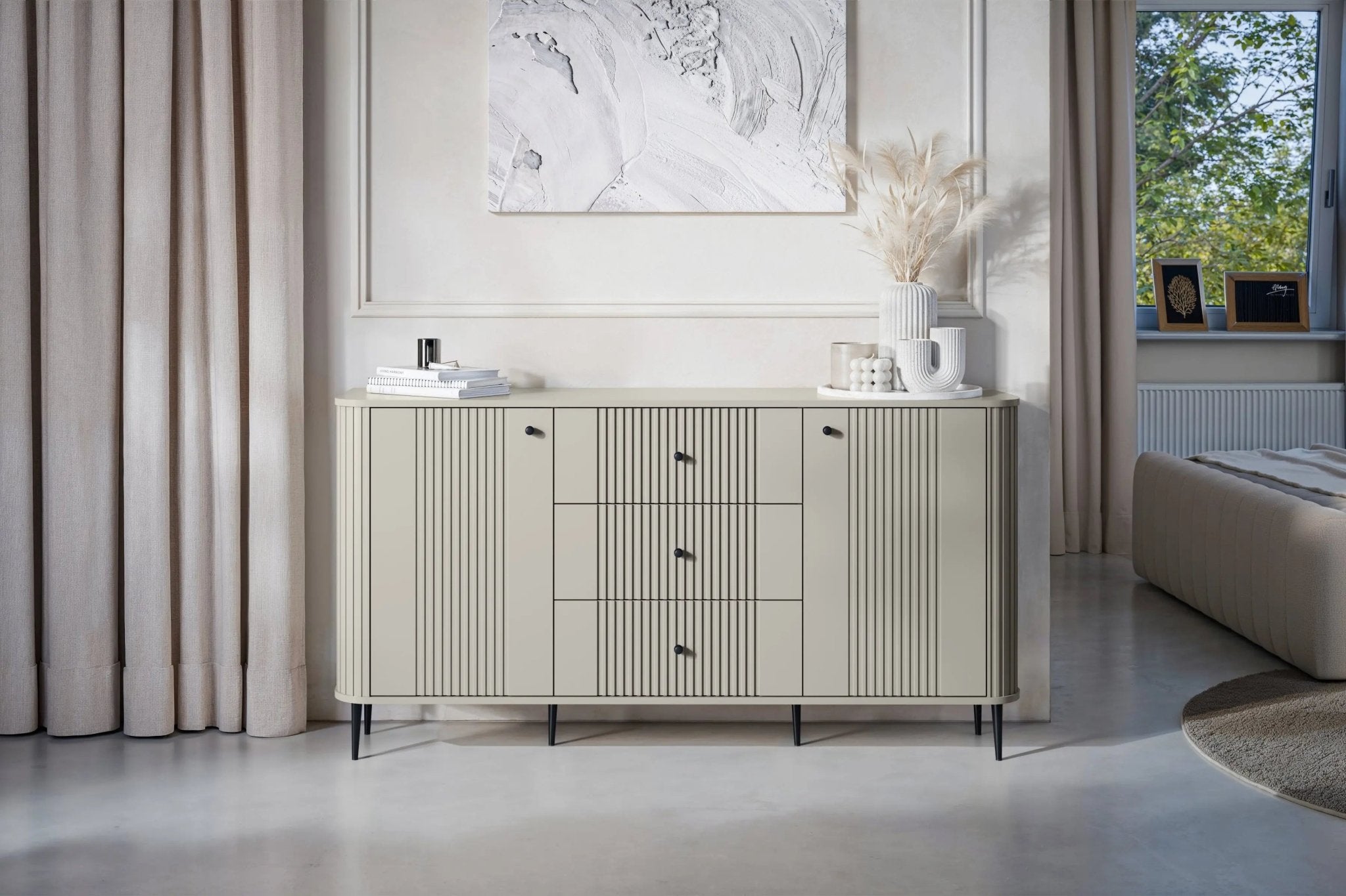 Komoda VESPER 160 CM KASZMIR / CZARNE NOGI i UCHWYTY