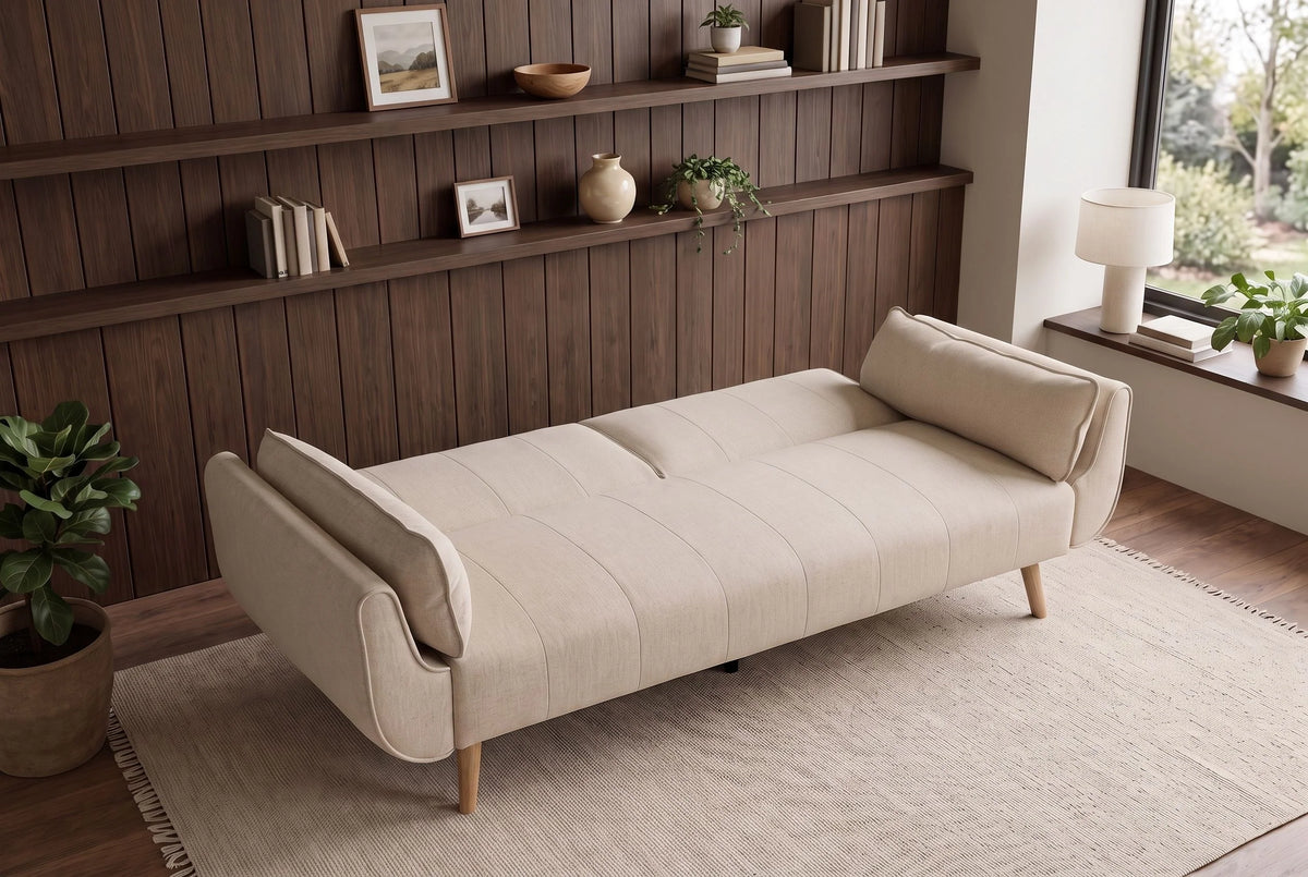 Rozkładana sofa beżowa z funkcją spania, tkaniną strukturalną i drewnianymi nogami.