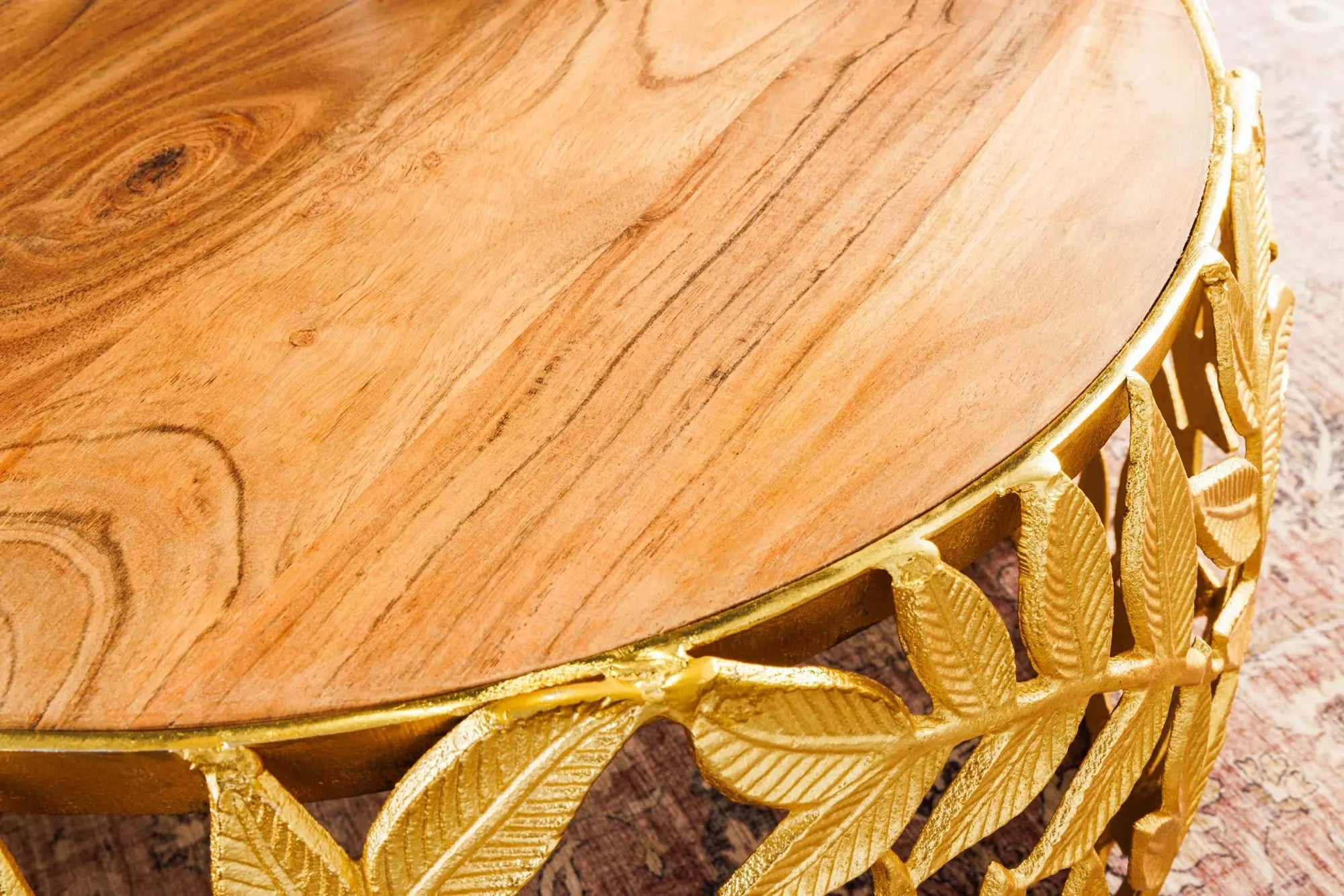 Stolik kawowy ABSTRACT LEAF AKACJA GOLD / 43818 / NVICTA INTERIOR Invicta Interior