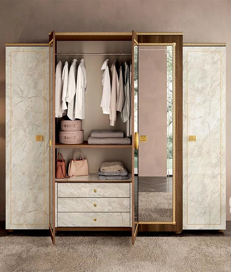 Włoska szafa Arredoclassic Romantica z marmuru Carrara i orzecha, z lustrem, szufladami i złotymi uchwytami