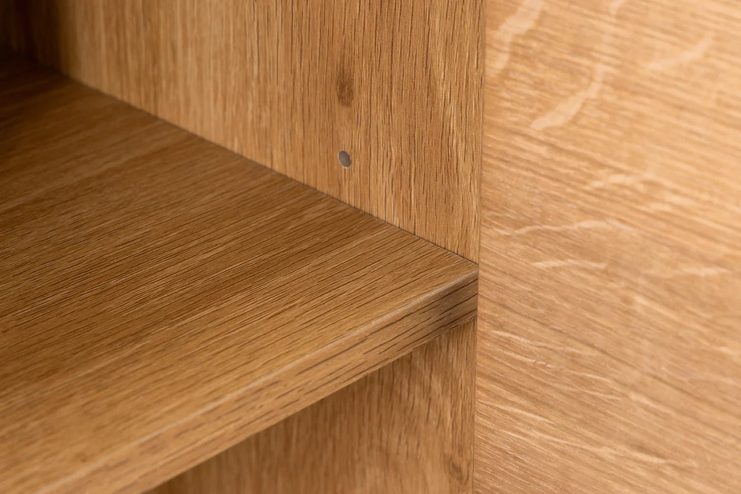 SZAFKA RTV ATELIER 160 CM FORNIR DĘBOWY / 47450 / INVICTA INTERIOR